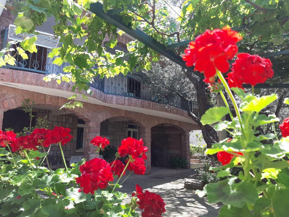 Zoro Apartments Sveti Stefan Exterior photo